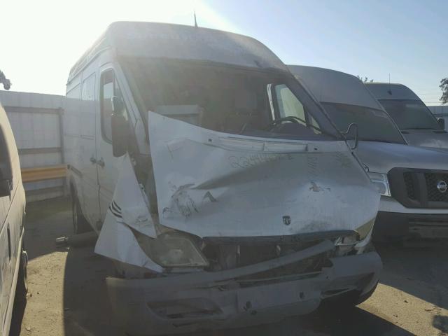 WD0PD644355782265 - 2005 DODGE SPRINTER 2 WHITE photo 1