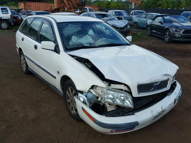 YV1VW29592F811143 - 2002 VOLVO V40 1.9T WHITE photo 1