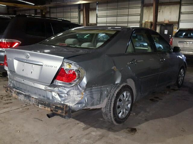 4T1BE30K35U514353 - 2005 TOYOTA CAMRY LE GRAY photo 4