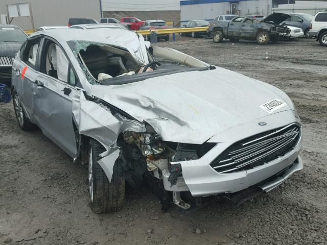 3FA6P0H71HR130071 - 2017 FORD FUSION SE SILVER photo 1