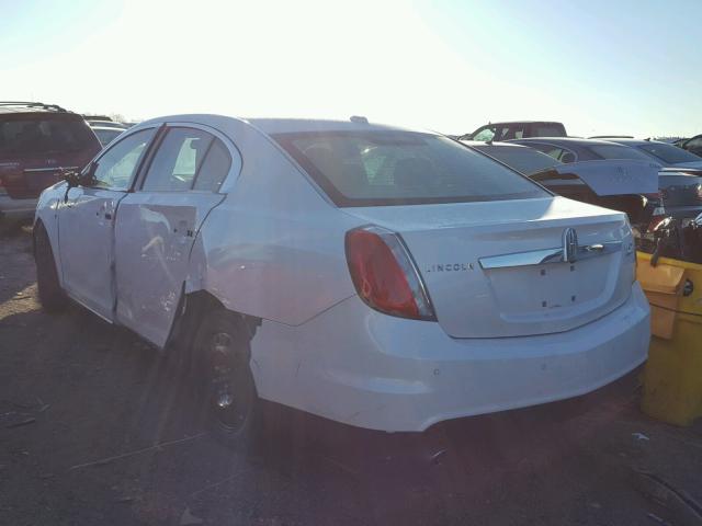 1LNHL9ER5AG606288 - 2010 LINCOLN MKS WHITE photo 3