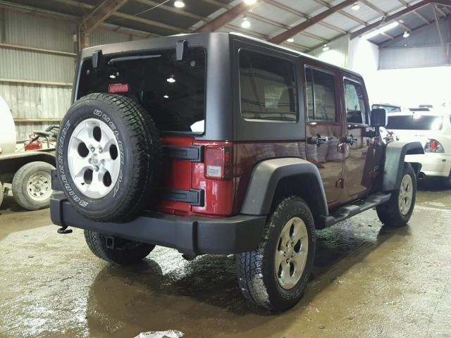 1C4HJWDG0DL558431 - 2013 JEEP WRANGLER U MAROON photo 4