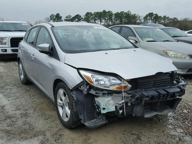 1FADP3K25EL109241 - 2014 FORD FOCUS SE SILVER photo 1