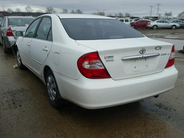 4T1BE32K82U007487 - 2002 TOYOTA CAMRY LE WHITE photo 3