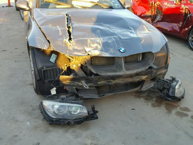 WBAKE5C55BE754979 - 2011 BMW 328 I SULE SILVER photo 9