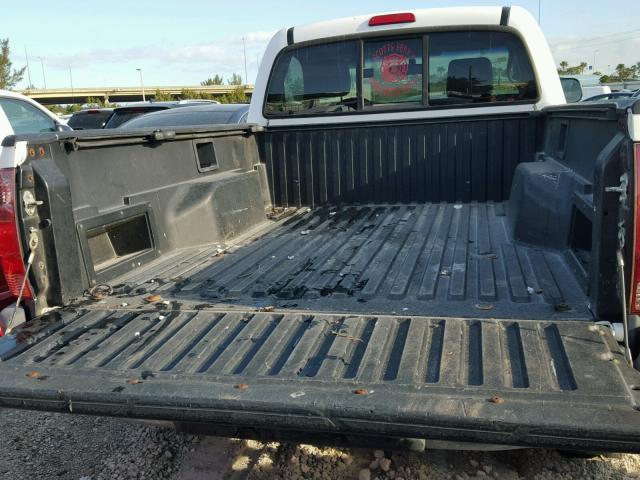 5TENX62N77Z449960 - 2007 TOYOTA TACOMA PRE WHITE photo 6