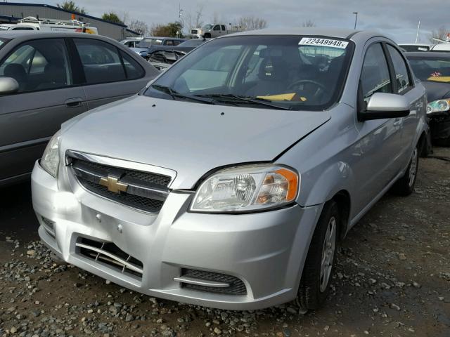 KL1TD5DE3BB138411 - 2011 CHEVROLET AVEO LS SILVER photo 2