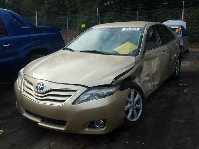 4T1BF3EK5BU228408 - 2011 TOYOTA CAMRY BASE GOLD photo 2