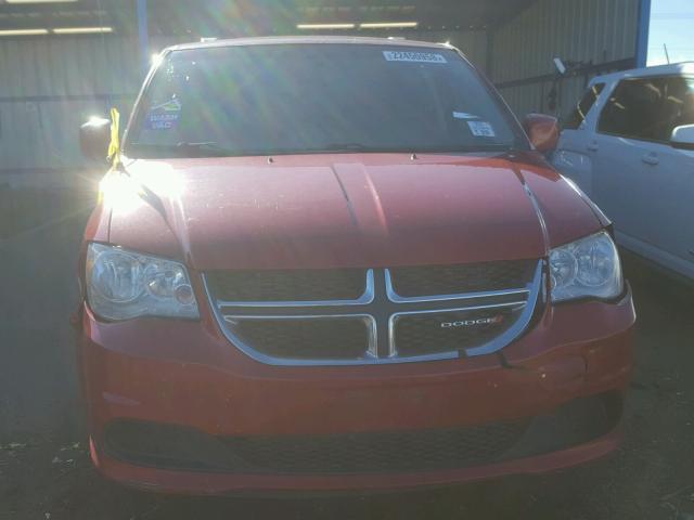 2C4RDGCG5ER245144 - 2014 DODGE GRAND CARA RED photo 9