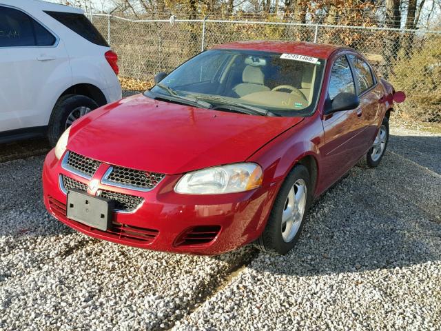 1B3EL46X44N216565 - 2004 DODGE STRATUS SX RED photo 2