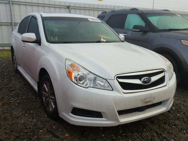 4S3BMCG69C3029718 - 2012 SUBARU LEGACY 2.5 WHITE photo 1