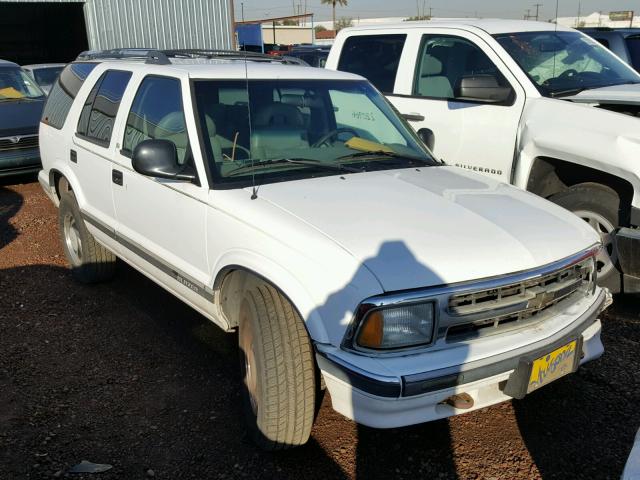 1GNDT13W8S2249370 - 1995 CHEVROLET BLAZER WHITE photo 1