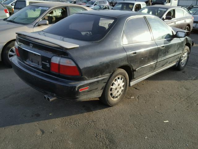 1HGCD5654TA031155 - 1996 HONDA ACCORD EX BLACK photo 4