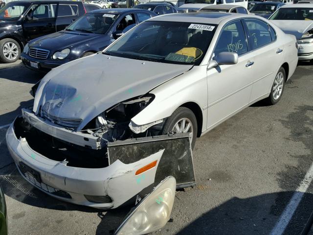 JTHBF30G436017423 - 2003 LEXUS ES 300 SILVER photo 2