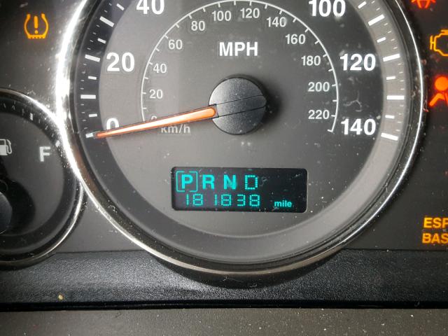 1J8HG48K46C153606 - 2006 JEEP COMMANDER ოქროსფერი ფოტო 8