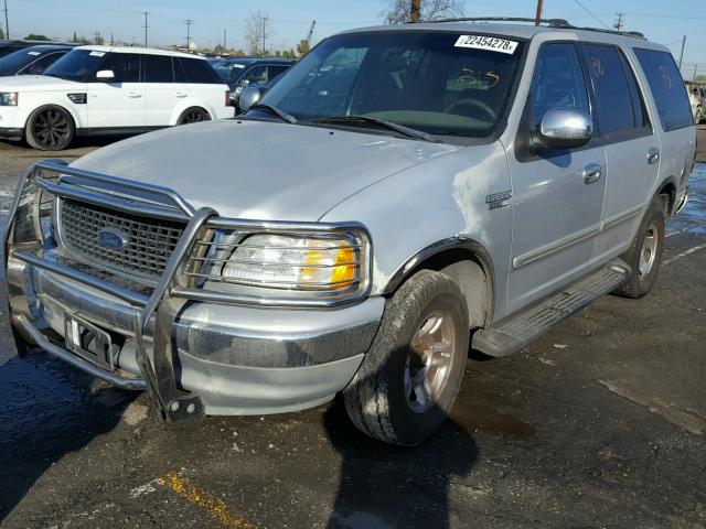 1FMRU15W51LA29035 - 2001 FORD EXPEDITION SILVER photo 2