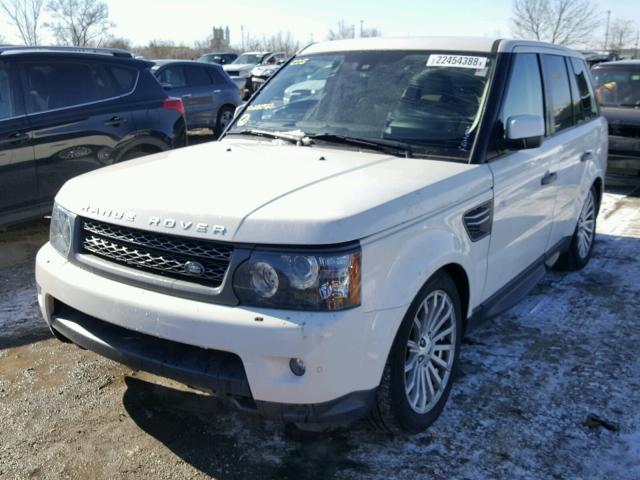 SALSF2D4XAA250723 - 2010 LAND ROVER RANGE ROVE WHITE photo 2