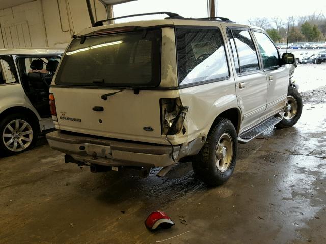 1FMDU35P7VZA25442 - 1997 FORD EXPLORER WHITE photo 4