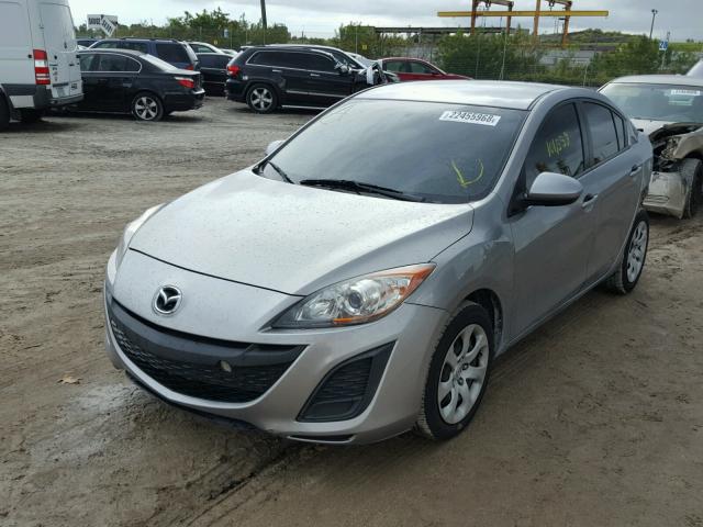 JM1BL1UF1B1393492 - 2011 MAZDA 3 I GRAY photo 2