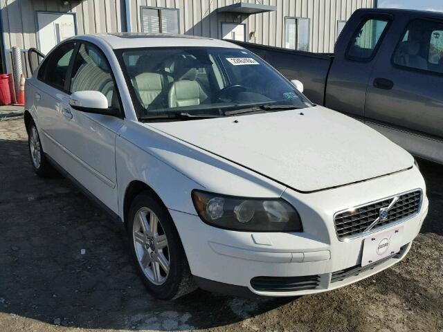 YV1MS390372293532 - 2007 VOLVO S40 2.4I WHITE photo 1