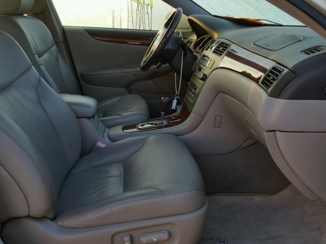 JTHBA30G345033988 - 2004 LEXUS ES 330 SILVER photo 5