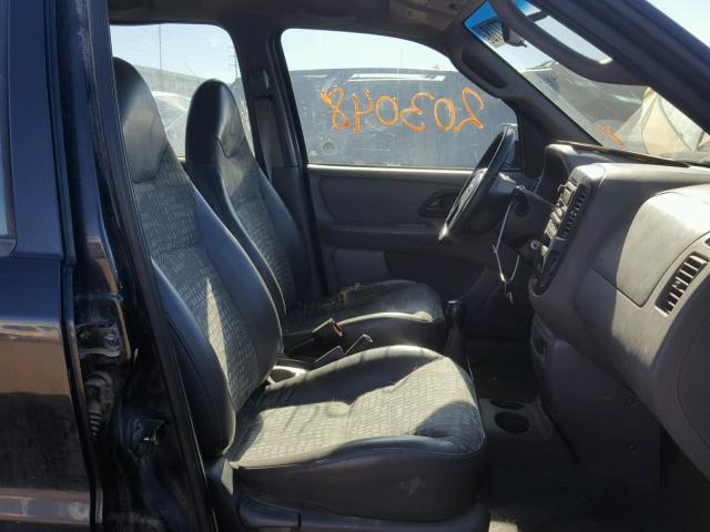 1FMYU02B51KB62133 - 2001 FORD ESCAPE XLS BLACK photo 5