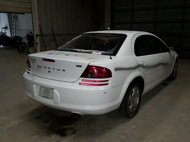 1B3EL46T75N643852 - 2005 DODGE STRATUS SX WHITE photo 4