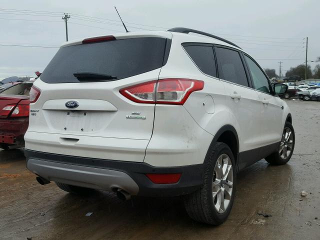 1FMCU0G95GUA90928 - 2016 FORD ESCAPE SE WHITE photo 4