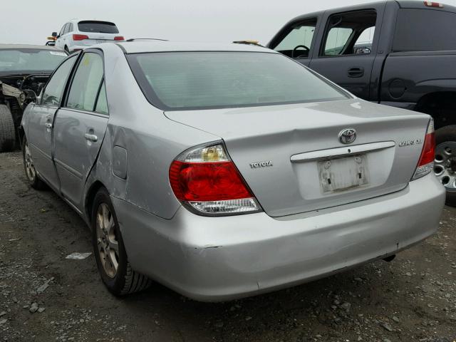 4T1BE30K36U106971 - 2006 TOYOTA CAMRY LE SILVER photo 3