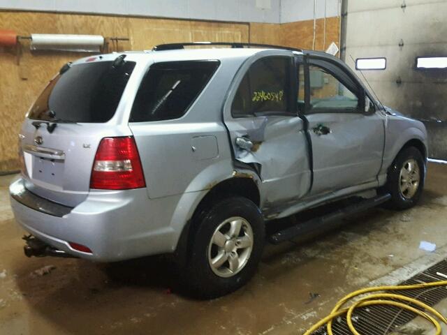 KNDJC735485841927 - 2008 KIA SORENTO EX SILVER photo 4