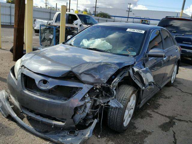 4T1BE46K79U916475 - 2009 TOYOTA CAMRY BASE CHARCOAL photo 2