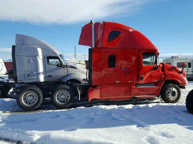 3ALXGF007HDGX5741 - 2017 FREIGHTLINER CASCADIA 1 RED photo 9