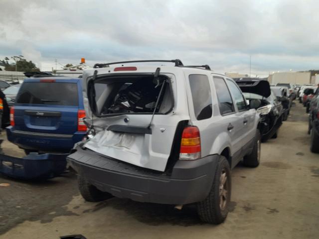 1FMYU93126KC35427 - 2006 FORD ESCAPE XLT SILVER photo 4