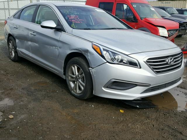 5NPE24AF8GH345025 - 2016 HYUNDAI SONATA SE SILVER photo 1