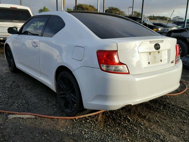 JTKJF5C70B3008067 - 2011 TOYOTA SCION TC WHITE photo 3