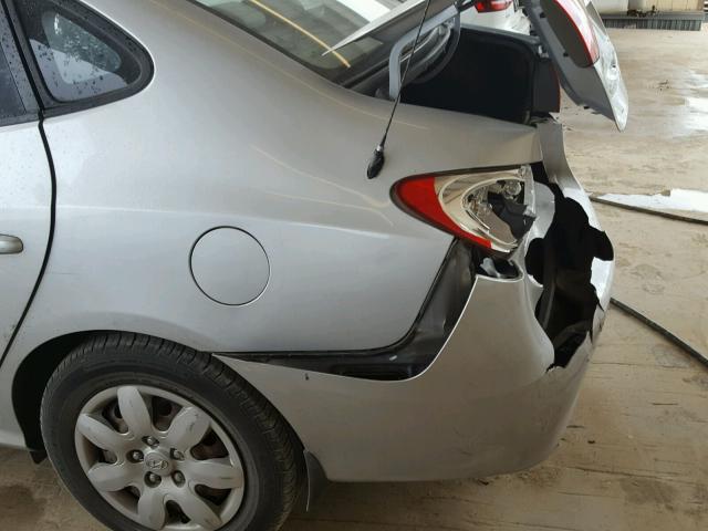 KMHDU46D27U034477 - 2007 HYUNDAI ELANTRA GL SILVER photo 9