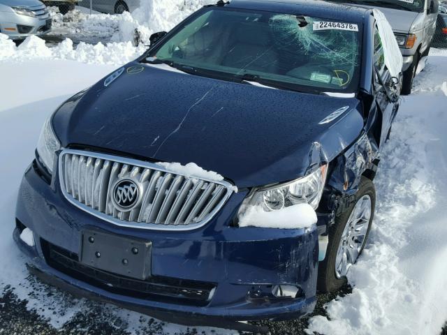 1G4GC5EG0AF301936 - 2010 BUICK LACROSSE C BLUE photo 2