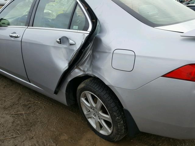 JH4CL96805C003443 - 2005 ACURA TSX SILVER photo 9