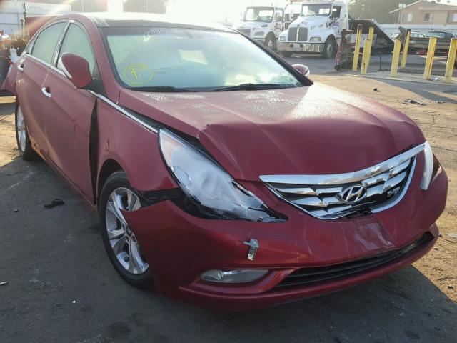 5NPEC4AC2CH392399 - 2012 HYUNDAI SONATA SE RED photo 1