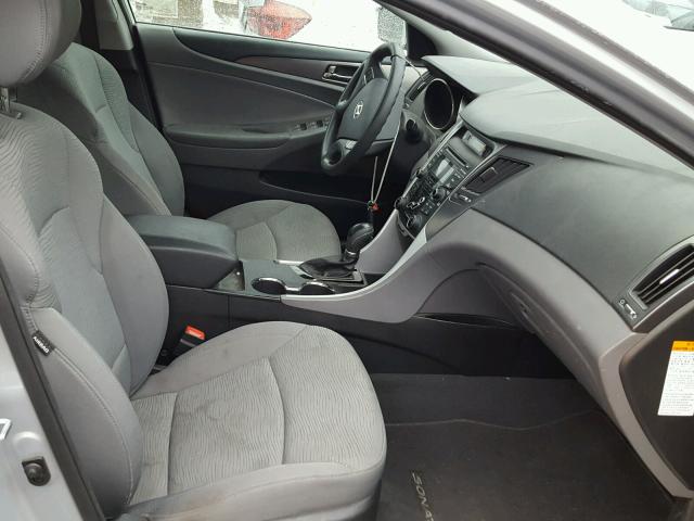 KMHEC4A47CA026658 - 2012 HYUNDAI SONATA HYB SILVER photo 5