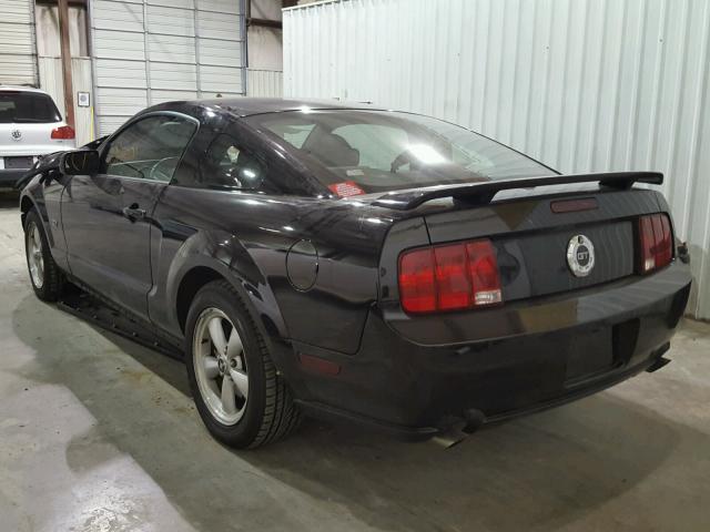 1ZVHT82H385192439 - 2008 FORD MUSTANG GT BLACK photo 3