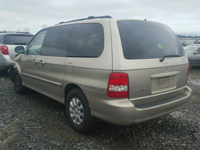 KNDUP132356745667 - 2005 KIA SEDONA EX GOLD photo 3