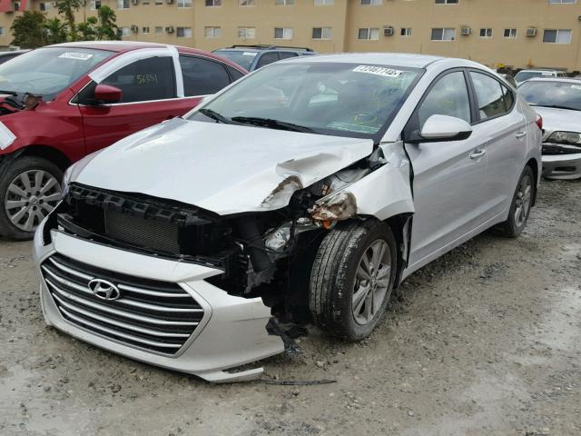 5NPD84LF9JH218864 - 2018 HYUNDAI ELANTRA SE GRAY photo 2