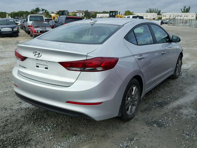 5NPD84LF9JH218864 - 2018 HYUNDAI ELANTRA SE GRAY photo 4