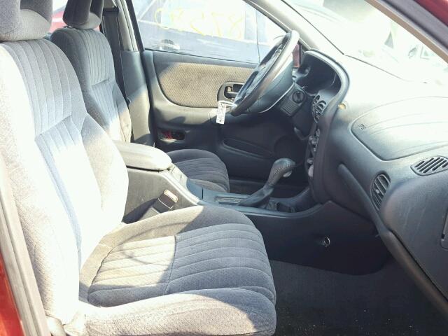 1G2WP52K31F142539 - 2001 PONTIAC GRAND PRIX RED photo 5