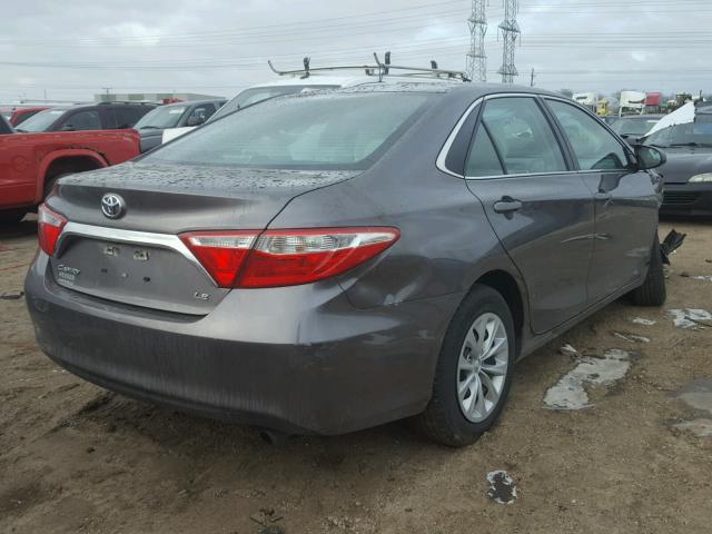 4T4BF1FK7FR456103 - 2015 TOYOTA CAMRY LE GRAY photo 4