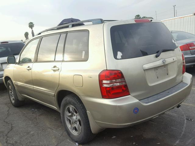 JTEGD21A030066294 - 2003 TOYOTA HIGHLANDER GOLD photo 3