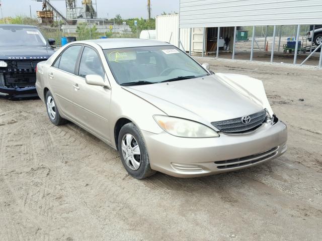 4T1BE32K32U543084 - 2002 TOYOTA CAMRY LE GOLD photo 1