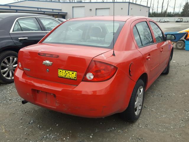 1G1AK52F357636657 - 2005 CHEVROLET COBALT RED photo 4