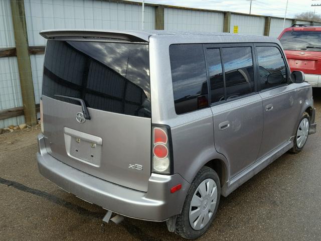 JTLKT334264085896 - 2006 TOYOTA SCION XB SILVER photo 4